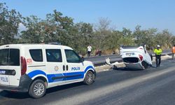 Manisa Turgutlu’da korkutan kaza: Otomobil takla attı