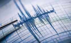 Papua Yeni Gine'de 5,9'luk deprem!