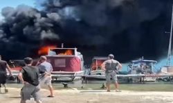 İzmir Urla’da marinada yangın paniği: 5 tekne küle döndü