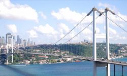 İktisatçı İnan Mutlu: İki köprü ve 8 otoyol özelleştirmesi için hedef yaklaşık 155 milyar lira!
