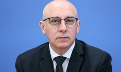 Tarihte bir ilk: Türk kökenli Sinan Selen Almanya’da istihbaratın başına geçti!