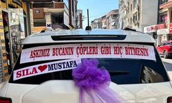İzmir'de düğün arabasına yazdılar: Aşkımız Buca'nın çöpleri gibi hiç bitmesin!