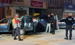 Ezine'de şüpheli araçtan çıkanlar şoke etti!