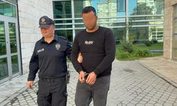 Yaralama suçundan cezaevindeydi! İzinli çıkıp bir kişiyi bıçakladı