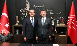 CHP eski il başkanı istifasını, ''Sayın Özgür Özel’e Veli Ağababa hayırlı olsun” sözleriyle duyurdu!