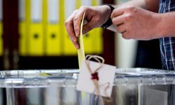 Siyasi dengeler değişiyor mu? Partiler arasındaki fark daralıyor