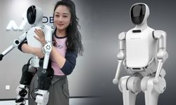 Telefon fiyatına insansı robot: Bumi piyasayı sallayacak!