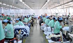 Türkiye'nin en büyükleri arasındaki tekstil devinde maaş alamayan 800 işçi üretimi bıraktı!