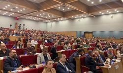 9 ilçenin bütçesine oy birliği! ESHOT’un 1,84 milyarlık borcu 'acil' komisyona!