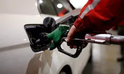 Bugünden itibaren geçerli... Akaryakıtta yeni zam!