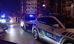AVM’de silahlı gerginlik! Bekçilere direndi, polis yakaladı