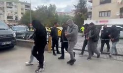 Kuşadası’nda yasadışı faaliyet operasyonu! 5 kişi cezaevine gönderildi