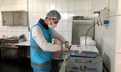 Gençler yurt mutfağından komşulara iyilik taşıdı