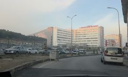 Banyoda doğurdu! Havalandırma boşluğuna attı...