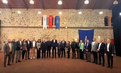 İzmir'de kritik zirve: Çağatay Güç ve belediye başkanları buluştu!