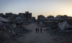 İsrail ateşkese rağmen Gazze'de sivilleri katletmeye devam ediyor