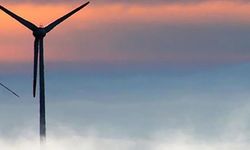 Güneş ve rüzgar enerjisi kurulumları 2030 hedefini yaklaştırıyor