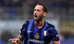 Hakan Çalhanoğlu’na Inter’de büyük onur: Ekim ayının oyuncusu seçildi