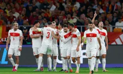 4 gollü dev maçta kazanan yok: İspanya 2-2 Türkiye
