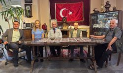 İzmir’de 10 Kasım’ı unutmayan çınarlar: "Tüm Türkiye ağladı!"