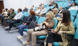 "Kemeraltı bir çarşı değil, bir hafıza mekanı!" Prof. Dr. Göregenli'den İzmir kimliği analizi