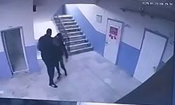 Okul müdürü otizmli öğrenciyi merdivenlerden itti! O anlar kamerada