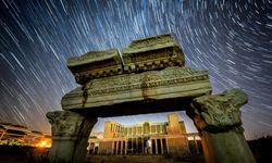 Sardes binlerce yıllık ışıltısıyla geceye merhaba dedi!