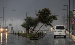 Şiddetli fırtına alarmı! Hangi şehirlerde sağanak yağış bekleniyor? Meteoroloji açıkladı!