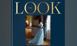 Michelle Obama'nın üçüncü kitabı The Look raflarda yerini aldı