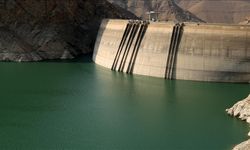 İran'da son 60 yılın en kurak sonbaharı: Tahran ve 20 il yağmursuz, barajlar alarm veriyor