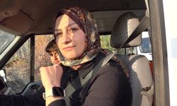 Direksiyonda anne şefkati! Öğrencilerin sevdiği kadın servis şoförü