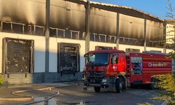 Denizli'de korkutan yangın: Filtre fabrikası küle döndü