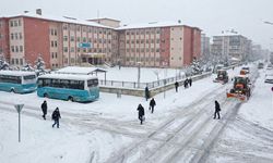 Açıklamalar peş peşe geldi: İşte, okulların tatil edildiği il ve ilçeler tam liste!