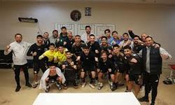 10 kişi kalan Aliağa FK, tarih yazdı!