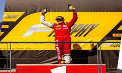 Türk pilot Alp Aksoy’dan tarihi başarı: Formula Trophy’de şampiyonluk geldi