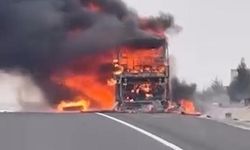 Ankara-İzmir seferini yapan otobüs bir anda alev aldı! 25 yolcu...