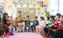 Annelerin yükünü hafifleten ücretsiz merkez: İzmir’de ücretsiz çocuk oyunevi