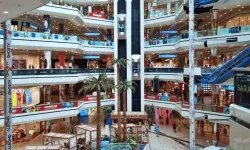 Yılbaşında AVM'ler saat kaça kadar açık? 31 Aralık ve 1 Ocak AVM çalışma saatleri