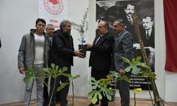 Aydın’da tarımsal seferberlik: Binlerce fidan üreticilere dağıtıldı