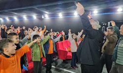 Depremlerle anılan Balıkesirli çocuklara moral gezisi!