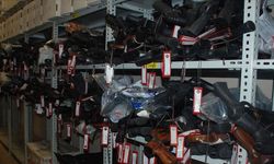 Bir adliyede daha emanet skandalı! Silahları satmış!