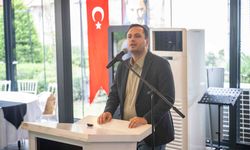 Bornova’da gençlere çağrı: “Cumhuriyeti birlikte geleceğe taşıyacağız”