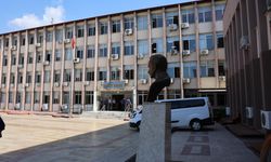 Efeler’de geceyi kana bulayan kavga! 2 yaralı, 3 şüpheli adliyede