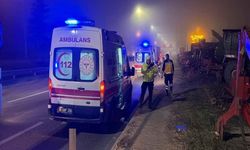 Tır, servis minibüsüne arkadan çarptı: 9 yaralı!