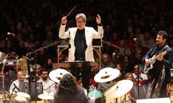 İzmir Oda Orkestrası ve Los Pitutos’tan unutulmaz yeni yıl şöleni