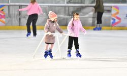 İzmir'de buz pisti var mı? İşte İzmir'deki buz pisti açılış tarihleri ve fiyatları