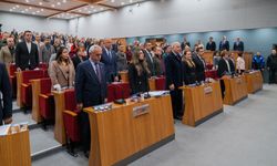 İzmir’de dönüşümde yeni aşama: Karabağlar için üç partiden tarihi yetki kararı