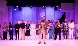 İzmir’de kapalı gişe başlangıç: Don Kişot bu kez çağdaş bir masal olarak döndü!