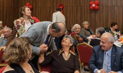 İzmir’in çınarları 2026’ya 'Merhaba' dedi