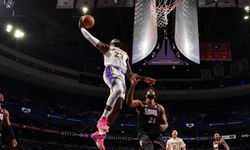 NBA'in yaşayan efsanesi LeBron James'den gençlik günlerine dönüş sinyali!